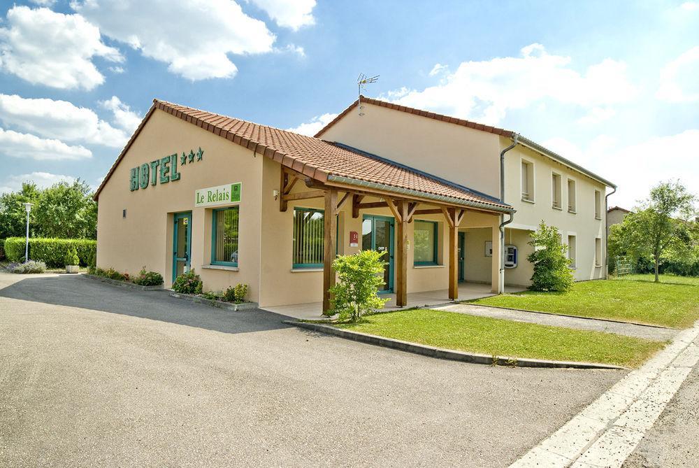 Logis Le Relais De Vacherauville Exterior photo