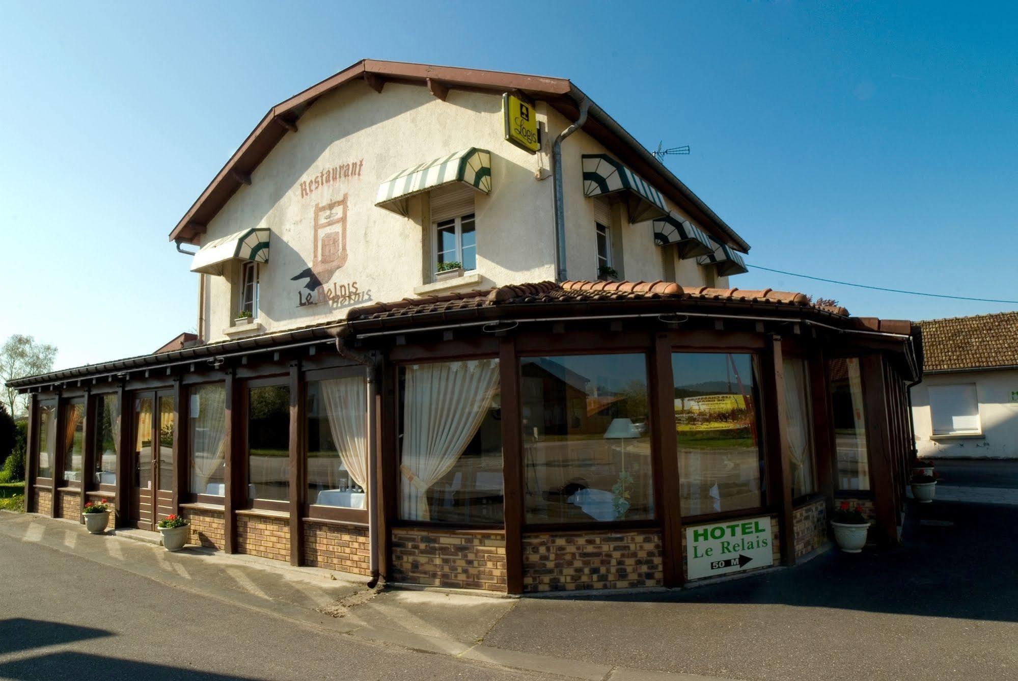 Logis Le Relais De Vacherauville Exterior photo